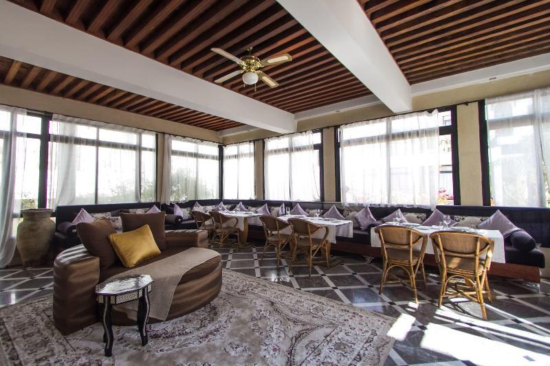 Riad Mayfez Suites & Spa Exterior photo